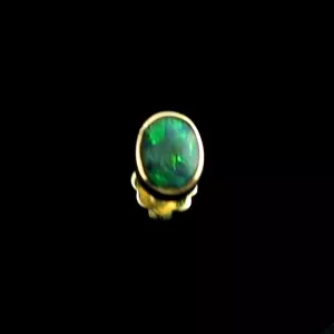 Gelbgold Ohrring 18k mit Top Black Opal für Herren - Ein hochwertiger Opal Ohrring - Jetzt online Ohrschmuck kaufen für Herren.
