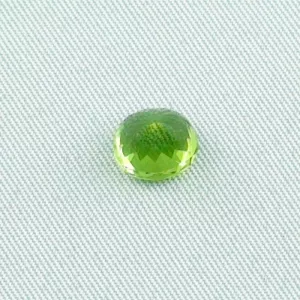 2,60 ct Peridot Chrysolith - Leuchtend Grüner Edelstein - 8,26 x 7,49 x 6,45 mm - Edelsteine zum besten Preis online kaufen! - Mit Video & Zertifikat
