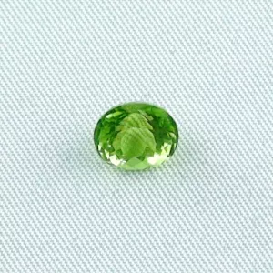 2,83 ct Peridot Chrysolith Oval Portuguese Ringstein Heilstein
