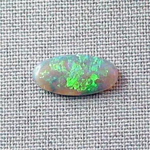 Lightning Ridge Black Crystal Opal 2,97 ct. aus Australien Vollopal mit Zertifikat online kaufen - Multicolor Black Crystal Opal 18,42 x 8,99 x 2,93 mm 1