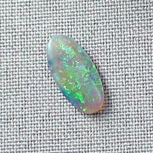 Lightning Ridge Black Crystal Opal 2,97 ct. aus Australien Vollopal mit Zertifikat online kaufen - Multicolor Black Crystal Opal 18,42 x 8,99 x 2,93 mm 2