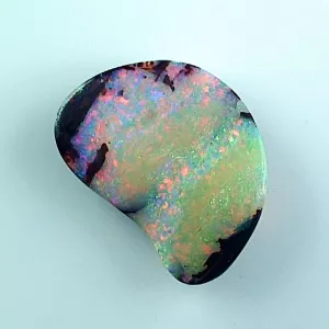 Echter Boulder Opal 34.34 ct. aus Australien - Opale mit Zertifikat online kaufen - Roter Multicolor Boulder Opal 31,81 x 23,38 x 7,85 mm für Opalschmuck 13