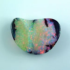 Echter Boulder Opal 34.34 ct. aus Australien - Opale mit Zertifikat online kaufen - Roter Multicolor Boulder Opal 31,81 x 23,38 x 7,85 mm für Opalschmuck 16
