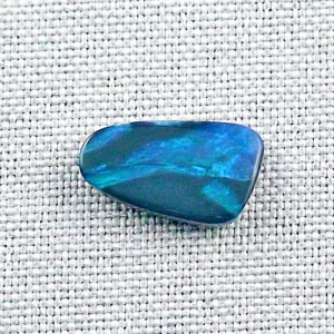 Blauer Lightning Ridge Black Opal 2,90 ct. aus Australien - Opale mit Zertifikat online kaufen - Blauer Black Opal 16,24 x 9,67 x 3,05 mm für Opalschmuck 1
