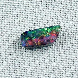 Echter 3.78 ct Boulder Opal Regenbogen Multicolor aus Australien - Opale mit Zertifikat online kaufen - Roter Multicolor Boulder Opal 15,62 x x6,87 x 3,32 mm