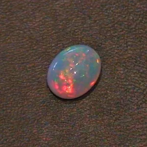Welo Opal 1,69 ct Edelstein Multicolor Schmuckstein, Bild4