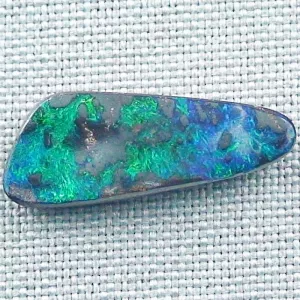 Echter Boulder Opal 8,24 ct. aus Australien - Opale mit Zertifikat online kaufen - Blau Grüner Boulder Opal 25,78 x 9,99 x 4,03 mm für Opalschmuck 1