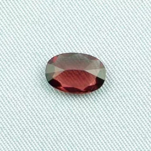 Roter 1,78 ct Granat Garnet im Oval Schliff - Edelsteine mit Zertifikat online kaufen! - Schöner Rhodolite 9,54 x 6,76 x 3,52 mm - Schöner Edelstein