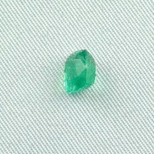 Großer grüner 1,24 ct Emerald Smaragd Kissen Schliff 6,63 x 5,61 x 4,90 mm​ - Online kaufen!