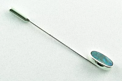 Krawatten-, Reversnadel aus Silber mit Black Opal, Bild6