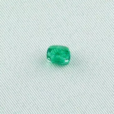 1,06 ct Emerald Smaragd im Kissen Schliff - 6,08 x 5,12 x 4,47 mm - Perfekt für Smaragd-Schmuck geeignet! - Echte Edelsteine mit Zertifikat online kaufen!