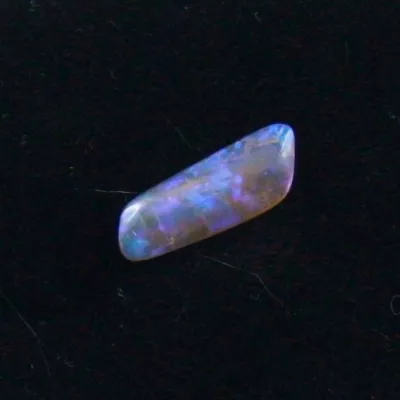 Echter australischer Lightning Ridge Black Crystal Opal mit 1,22 ct Gewicht - top Edelsteine bei der Opal-Schmiede sicher online bestellen. 4