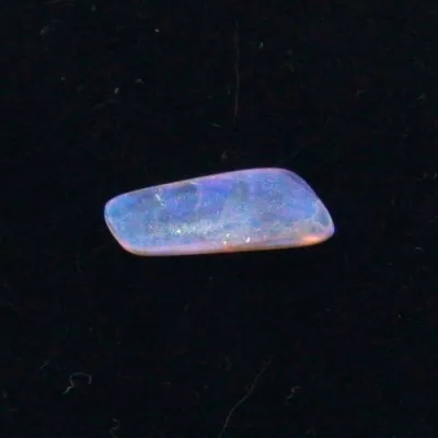 Echter australischer Lightning Ridge Black Crystal Opal mit 1,22 ct Gewicht - top Edelsteine bei der Opal-Schmiede sicher online bestellen. 7