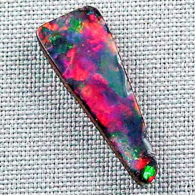 10,12 ct Boulder Opal Roter Edelstein Multicolor Schmuckstein aus Australien - Multicolor Boulder Opal 29,11 x 10,71 x 4,63 mm ​- Echte Opale online kaufen 5