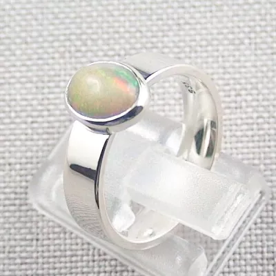 935er Opalring mit echten 1,17 ct. Welo Opal Silberring Multicolor - Opalschmuck ganz einfach und bequem kaufen. | Echter Silberschmuck mit Zertifikat. 3