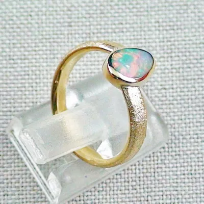 ►Weiß-Opal-Ring bzw. 585er Goldring 14k mit Multicolor 0,75 ct White Opal Bild5