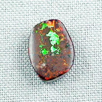 Koroit Boulder Opal 10,64 ct. aus Australien - Opale mit Zertifikat online kaufen - Multicolor Boulder Opal 18,38 x 13,44 x 4,81 mm für Opalschmuck-3
