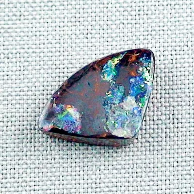Koroit Boulder Opal 10,81 ct. aus Australien - Opale mit Zertifikat online kaufen - Multicolor Boulder Opal 21,69 x 14,12 x 4,67 mm  für Opalschmuck-1