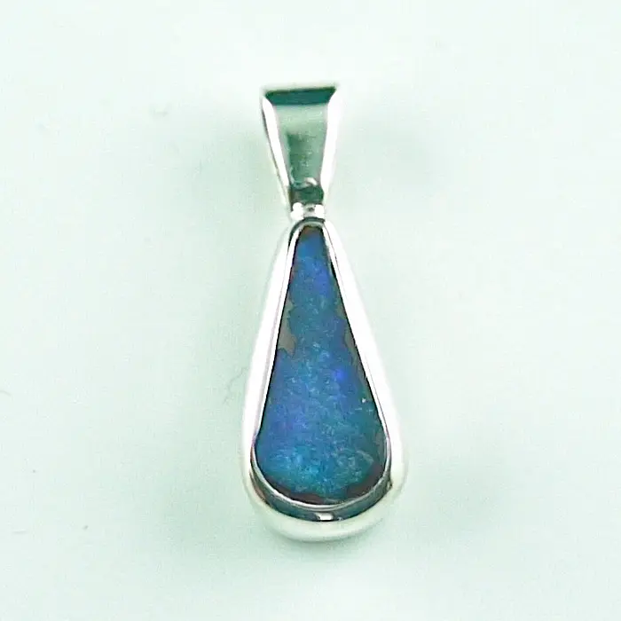 Auftragsarbeit: Blauer Opalanhänger aus 935er Silber mit 1,49 ct. Boulder Opal