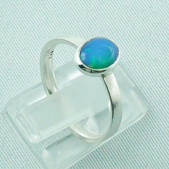 Silberring mit blauen 0,59 ct Welo Opal Eleganter Damenring
