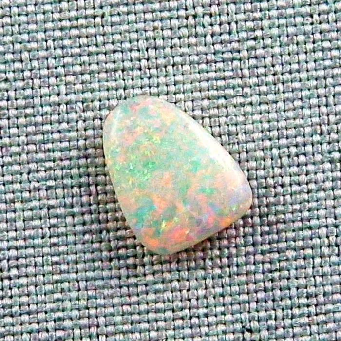Crystal Opal 2.69 ct Opalstein Multicolor Vollopal Lightning Ridge