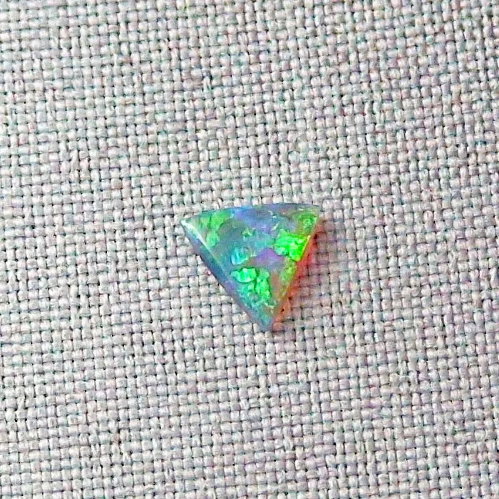 0,76 ct. Black Crystal Opal Multicolor 8,11 x 8,19 x 2,19 mm