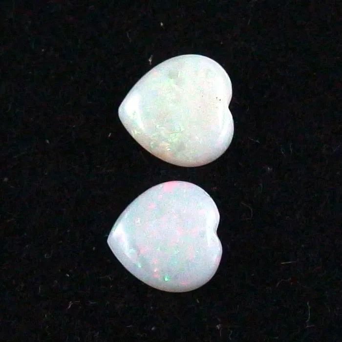 Herzform White Opal Pärchen aus Coober Pedy 1,02 ct. + 0,78 ct.