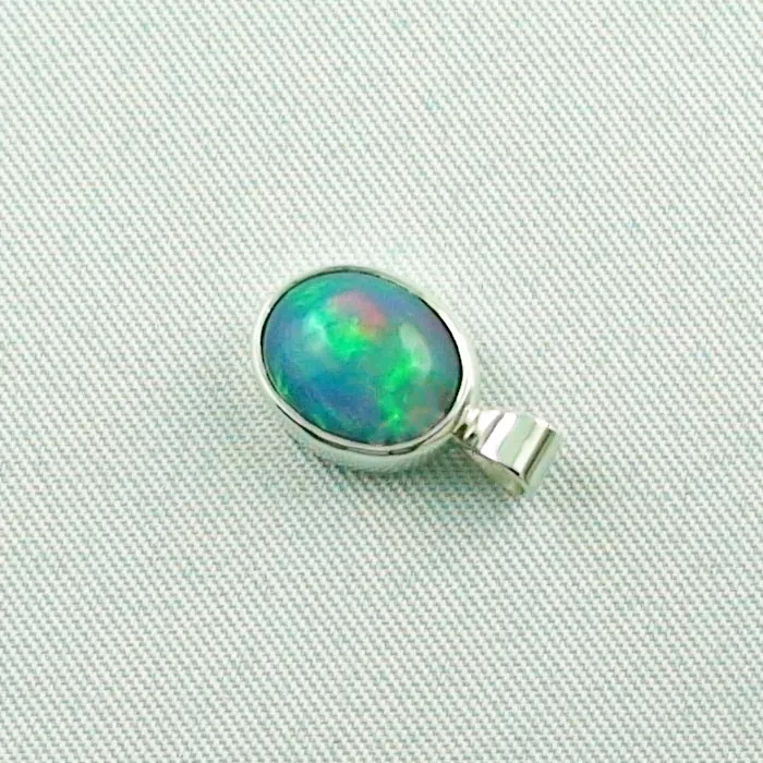 Silber-Opalanhänger mit Multicolor Welo Opal 2,07 ct