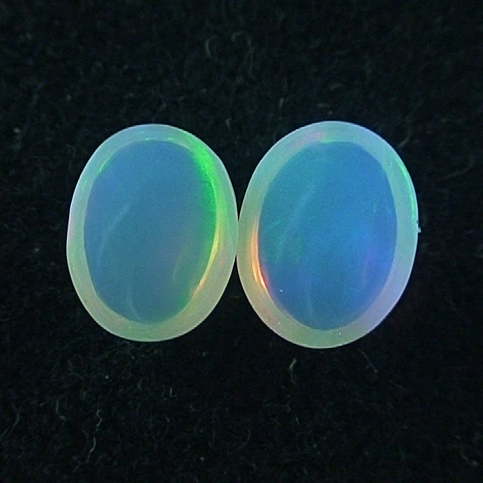 Blaue Welo Opal Pärchen 1,21 u. 1,09 ct Opalsteine