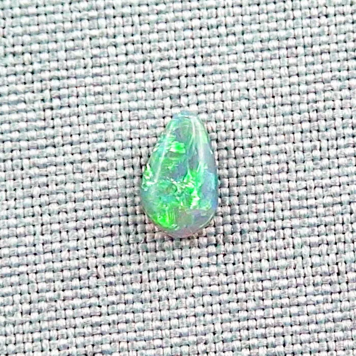Lightning Ridge Black Crystal Opal 0,90 ct Grüner Multicolor Vollopal