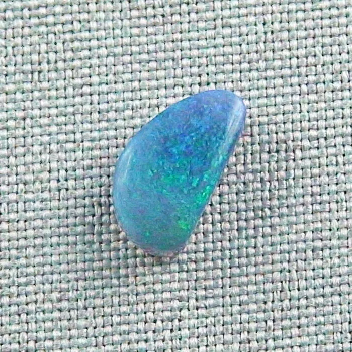 Black Crystal Opal 3,54 ct Grüner Multicolor Vollopal