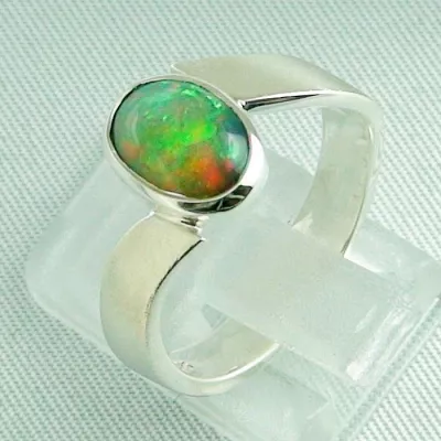 Massiver Sterling Silberring mit 1,12 ct Welo Opal