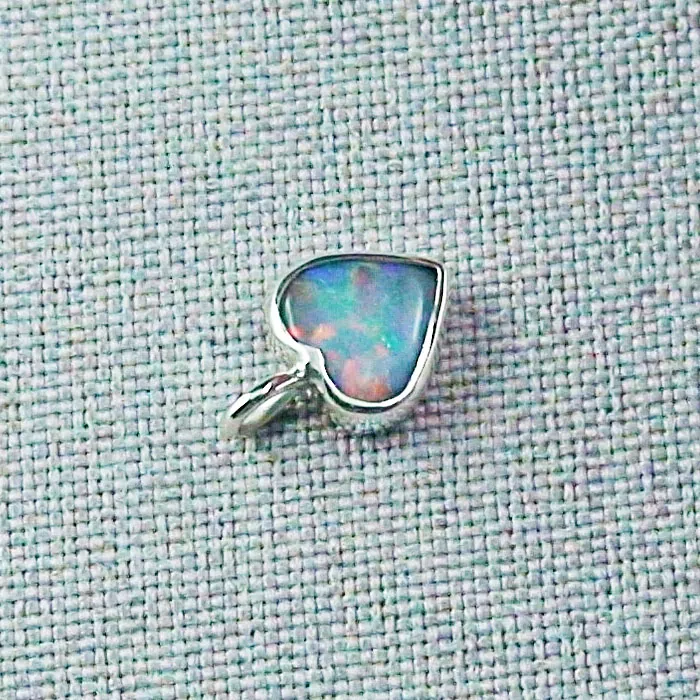 925er Silber 0,79 ct Opal-Anhänger Black Crystal Opal Herzanhänger
