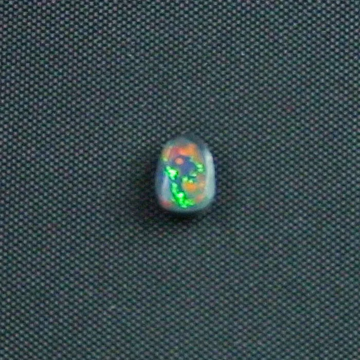 0,43 ct Lightning Ridge Semi Black Opal Grüner Multicolor Blackopal
