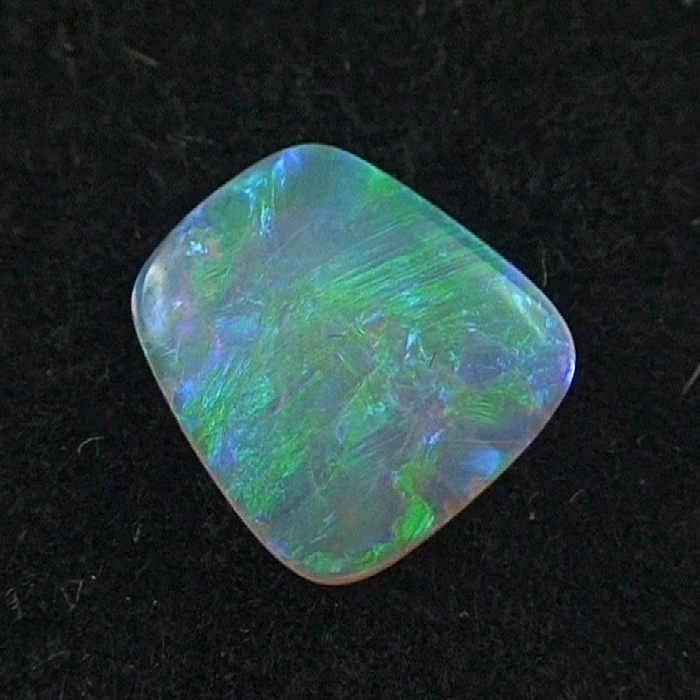 Black Crystal Opal 3,02 ct. 12,06 x 11,24 x 3,29 mm Blau Grün Türkis