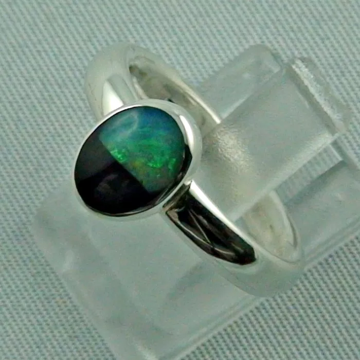 Massiver Silberring mit Black Crystal Opal 0,50 ct Opalring