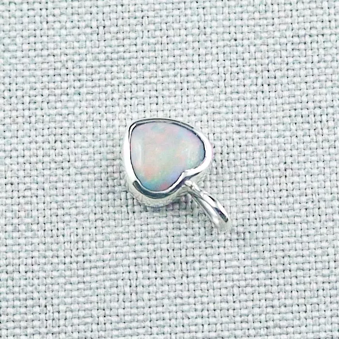 Herzopal 1,06 ct White Opal als Herzanhänger in 935er mit Silberkette