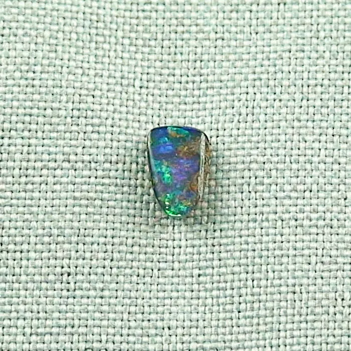 1,26 ct Edelstein, Schmuckstein, blauer Boulder Opal