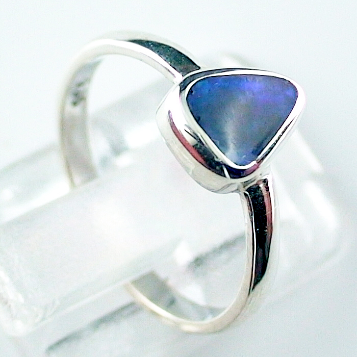 Opal Ring aus 935er Silber mit blauem 0,63 ct. Black Opal