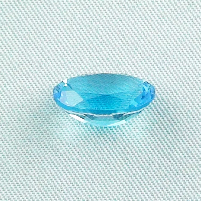 6,18 ct Blautopas Swiss Blue Oval Cut Blauer Edelstein