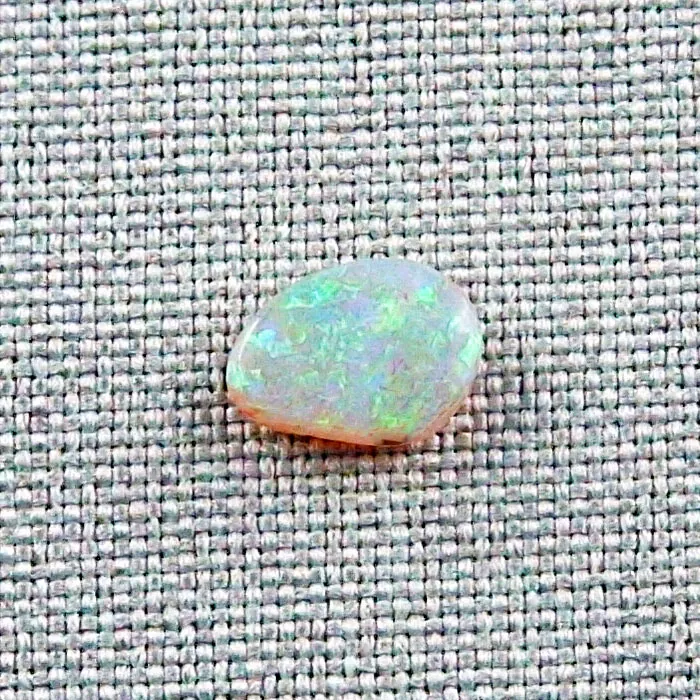 Lightning Ridge Black Crystal Opal 1,39 ct Türkis Grüner Vollopal