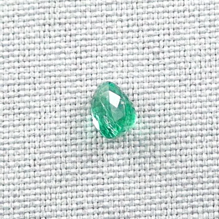1,14 ct Smaragd Emerald Ovalschliff Edelstein Schmuckstein