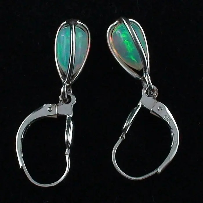Opal Ohrhänger mit je 1,05 ct. und 1,04 ct Welo Opal aus 935er Silber
