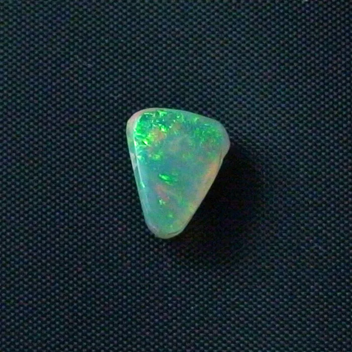 Lightning Ridge Black Crystal Opal 1,85 ct grünlastig multicolor