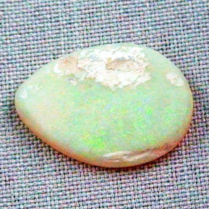17,60 ct White Opal Multicolor Coober Pedy Whiteopal