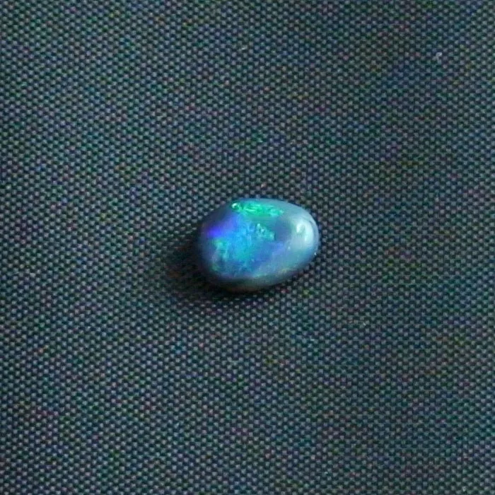 Lightning Ridge Black Opal 0,78 ct Blau Türkiser Vollopal Opalstein
