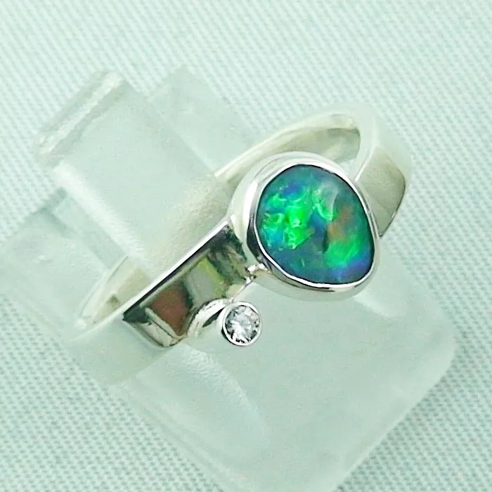 Massiver Sterling Silberring 0,68 ct Black Crystal Opal 0.03 ct Diamant