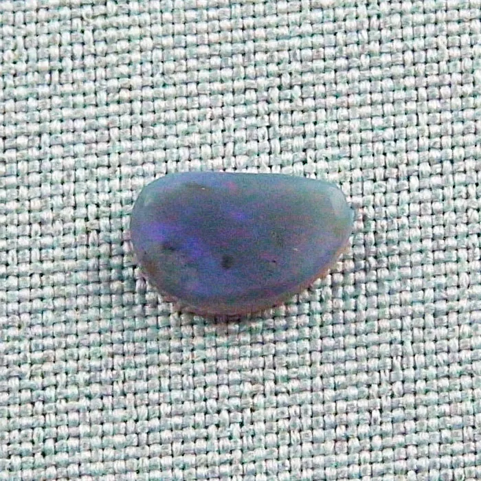 Black Crystal Opal 2,49 ct Blau Grüner Multicolor Vollopal