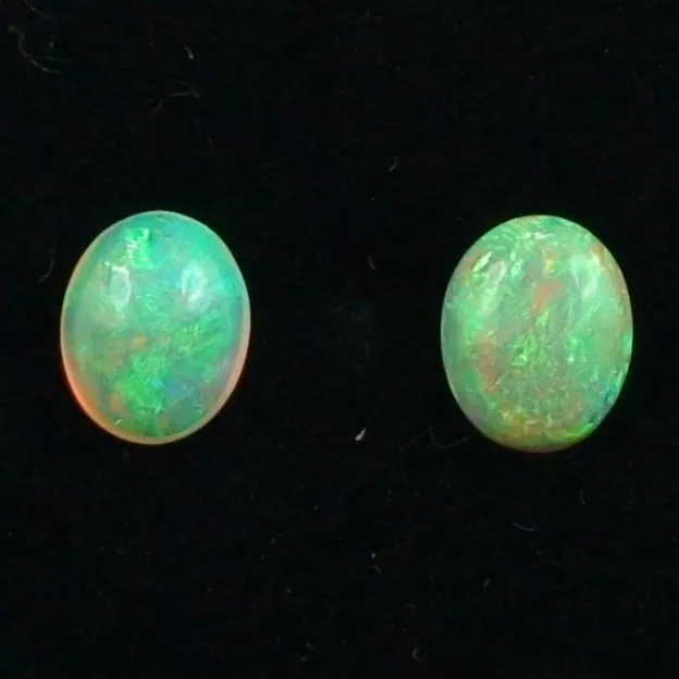 1,76 u. 1,64 ct Welo Opal Pärchen Multicolor - für Ohrringe