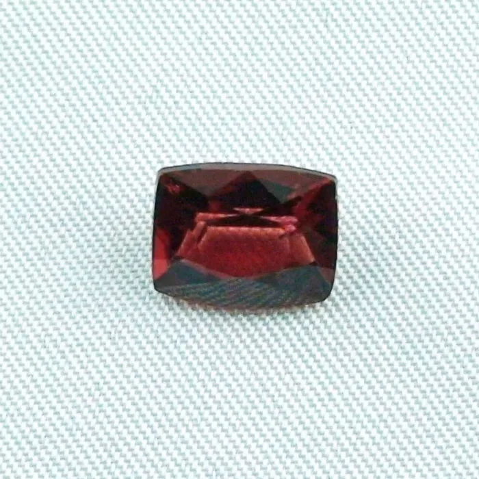 Dunkelroter 3,46 ct Granat Garnet Kissen Schliff Rhodolite